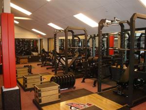 Carthage Gym Installation by Power Lift
